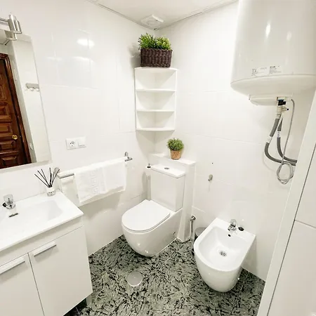 Cozy And Bright Flat With Pool Apartament