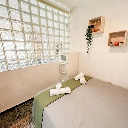 Cozy And Bright Flat With Pool