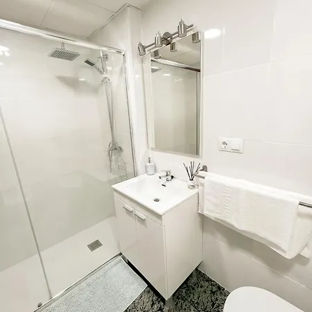 Cozy And Bright Flat With Pool Apartament *