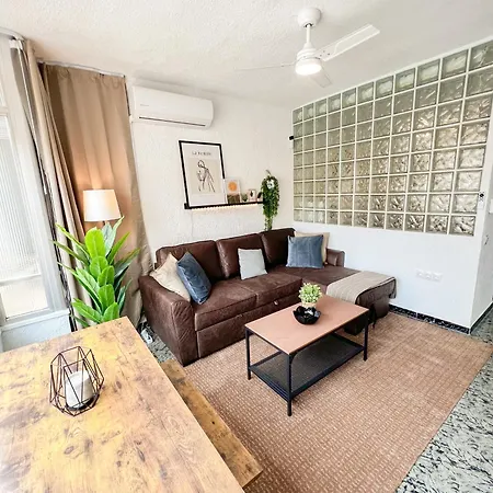 Cozy And Bright Flat With Pool Apartament