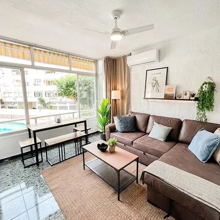 Cozy And Bright Flat With Pool Apartament Torremolinos