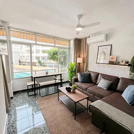 Cozy And Bright Flat With Pool